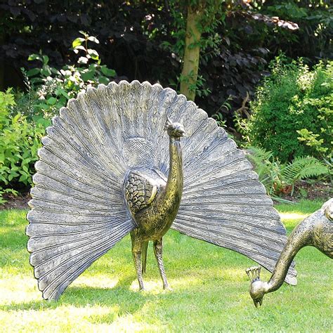 Velociraptor 5 ft. . Life size garden statues